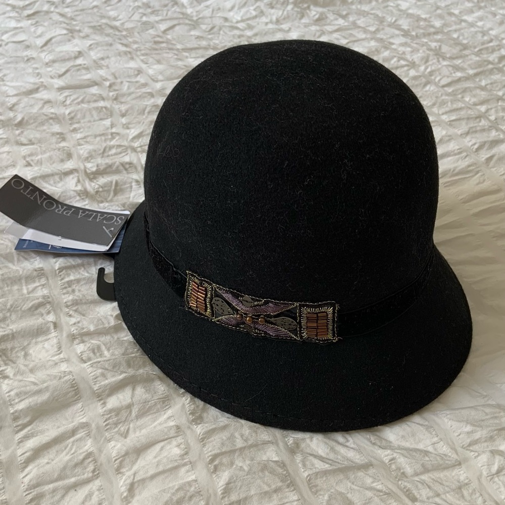 Vintage-style 20’s Wool Hat